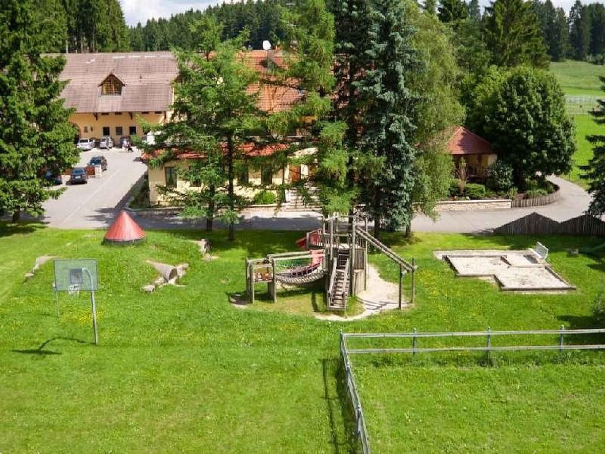 Hotel-Gasthof Zum Süßen Grund Albstadt Exterior foto